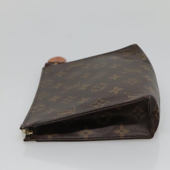 LOUIS VUITTON Monogram Posh Toilette 19 Pouch - Picture 14 of 16